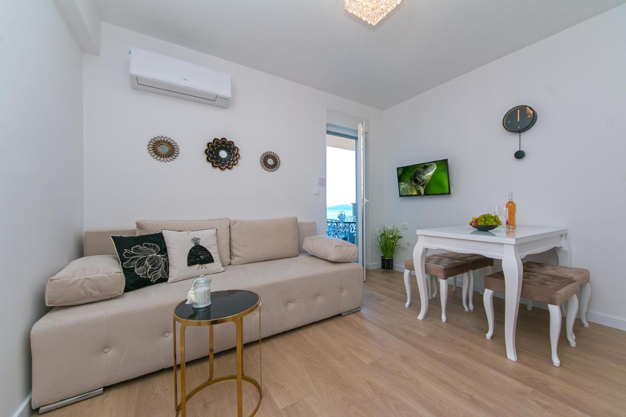 Apartman Sunset มาคาร์สกา ภายนอก รูปภาพ