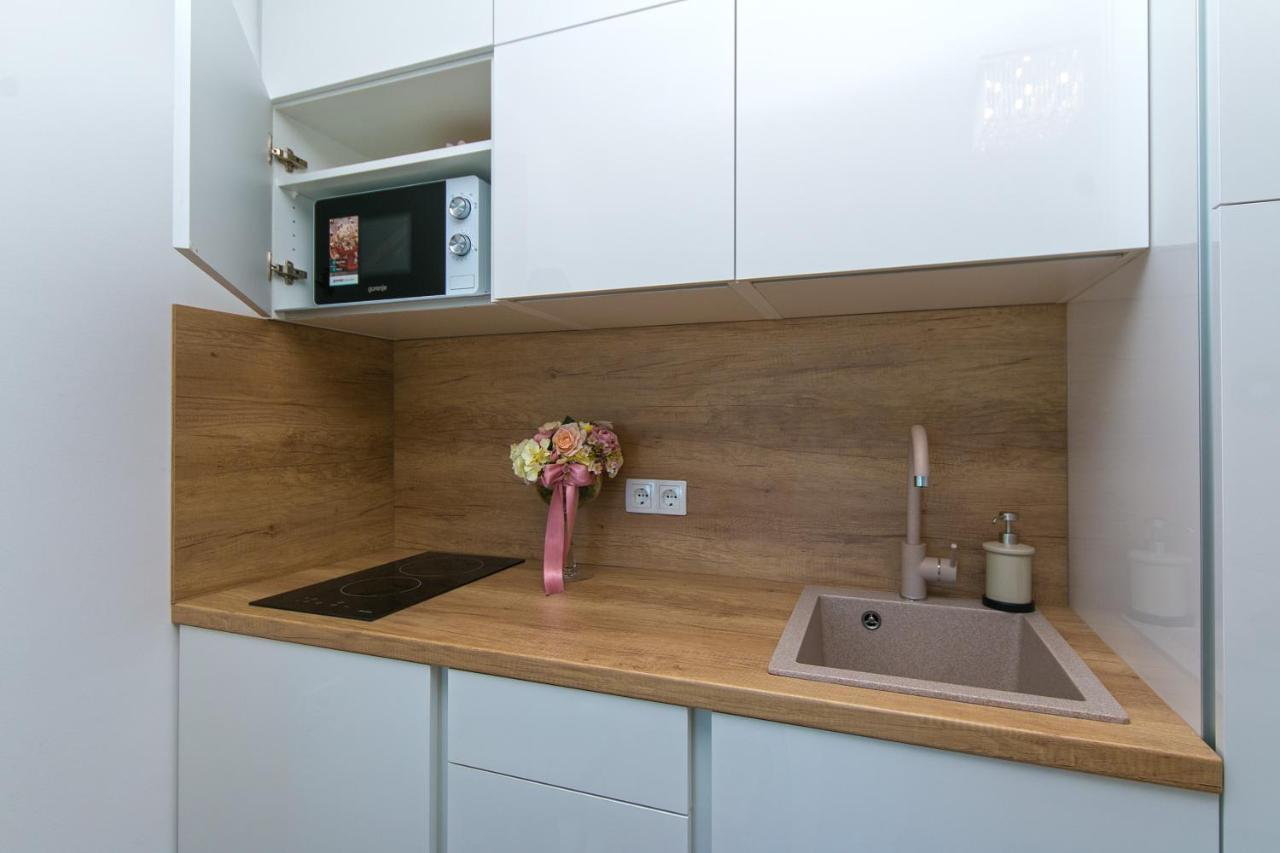 Apartman Sunset มาคาร์สกา ภายนอก รูปภาพ