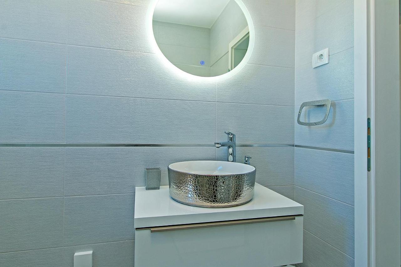 Apartman Sunset มาคาร์สกา ภายนอก รูปภาพ